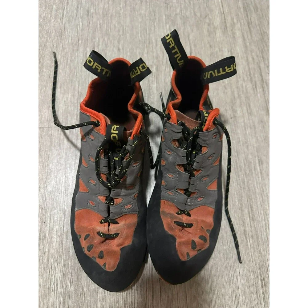 La Sportiva TarantuLace - Mens Sz 12 - Orange Black Mountain Rock Climbing Shoes
